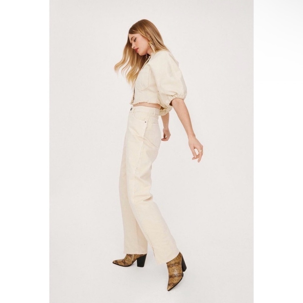 Nasty Gal Ecru Seam Split Hem Straight Leg High Waisted Jeans Size 4